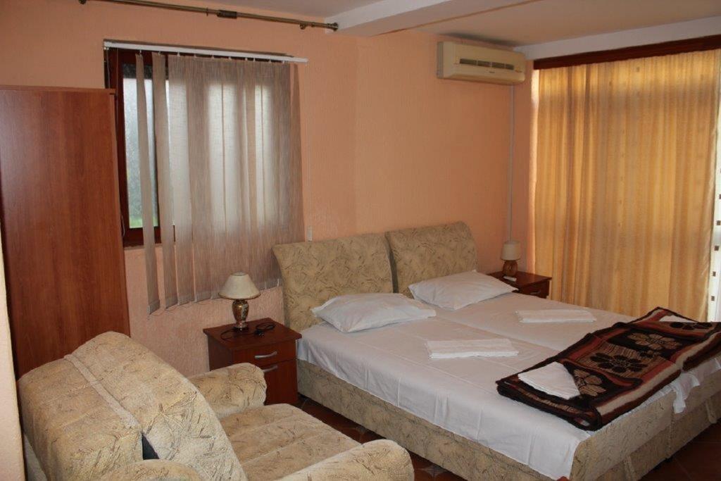Guest House Zlatibor Budva Cameră foto